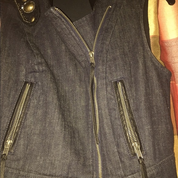 Very Sharp Princess Vera Wang Deco w/ Bling Vest. GORGEOUS VEST - Picture 5 of 7